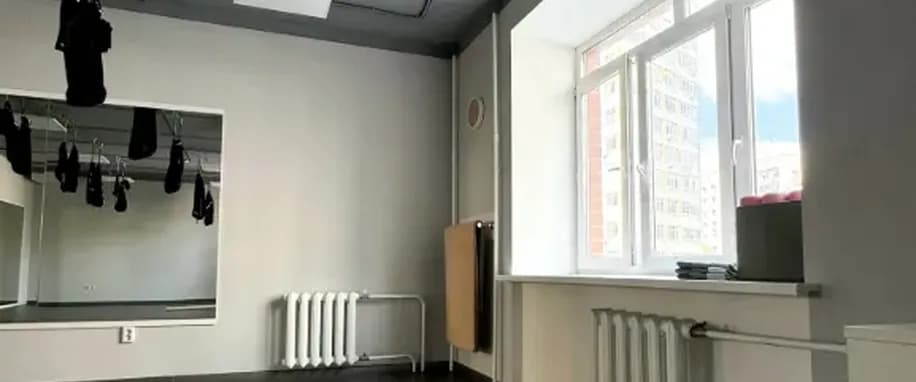 gallery slide