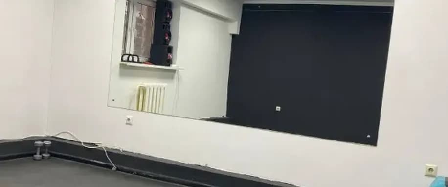 gallery slide