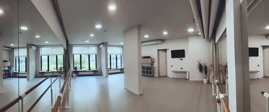 gallery slide