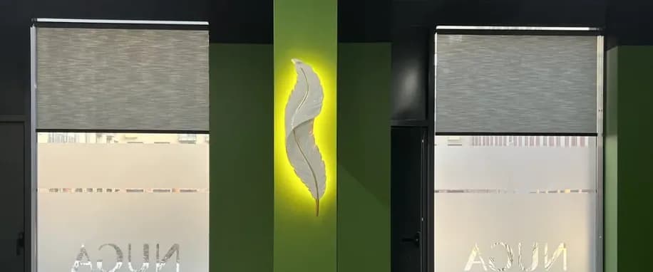 gallery slide